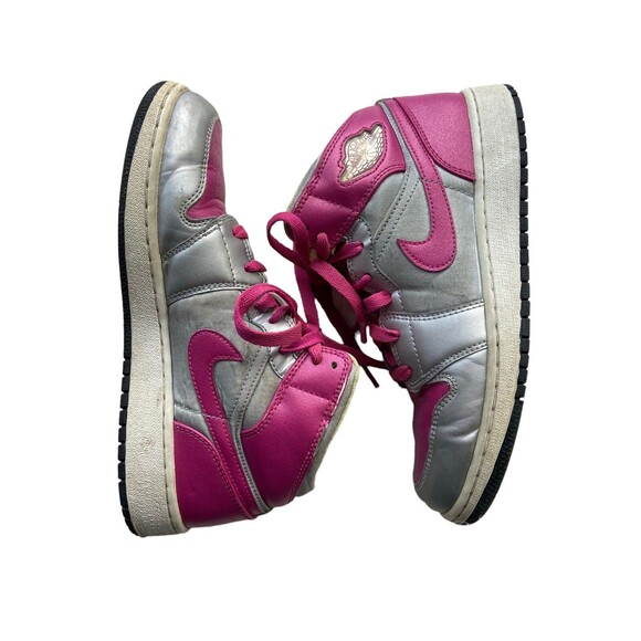 Nike air Jordan 1 Mid GS Metallic Silver/Fusion Pink Girls Size 6Y Basketball - Picture 4 of 12